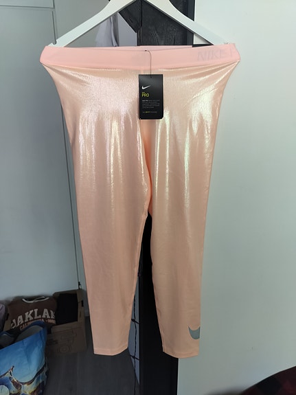 Nike treenitrikoot