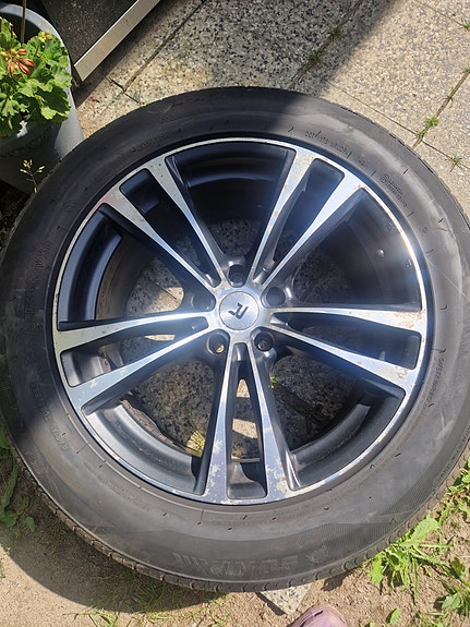 Rautamo R3 19" 5X120 vanteet ja Sonix L-Zeal kesärenkaat