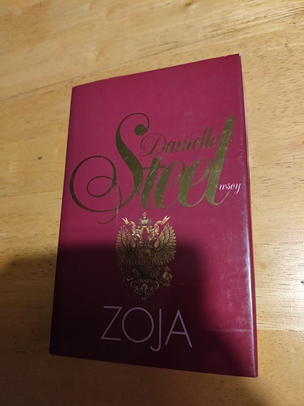 Danielle Steel Zoja