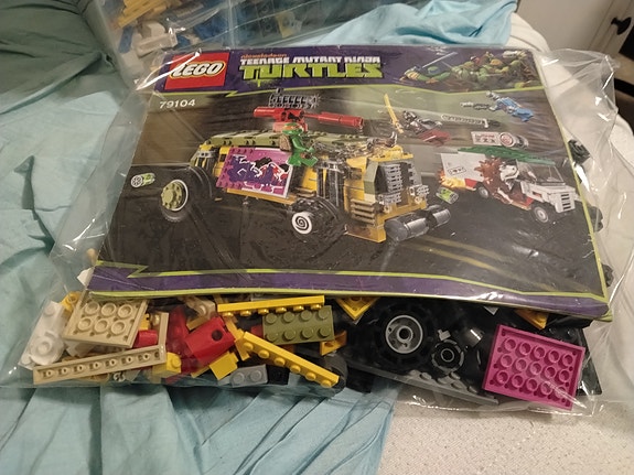 Lego Turtles 79104 - The Shellraiser Street Chase