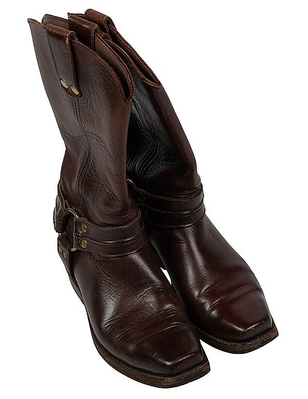 Ruskeat bootsit