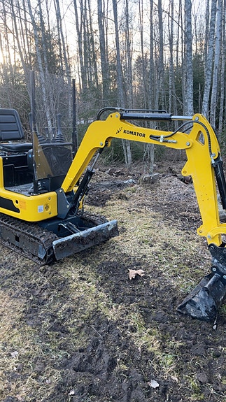 Vuokrataan mini kaivinkone 1t