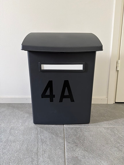 Orthex postilaatikko välikannella harmaa