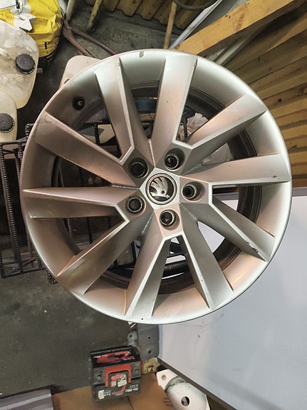skoda alkuperäiset 17" vanteet