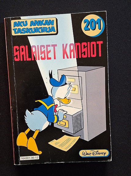 Aku Ankan taskukirja 201 Salaiset kansiot