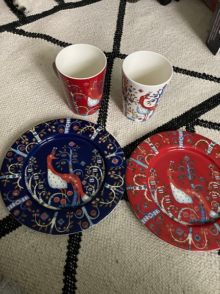 Iittala lautaset ja mukit Taika