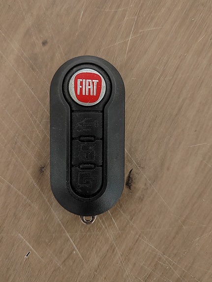 Uusi avain jyrsittynä ja ohjelmoituna - Fiat, CItroen, Peugeot