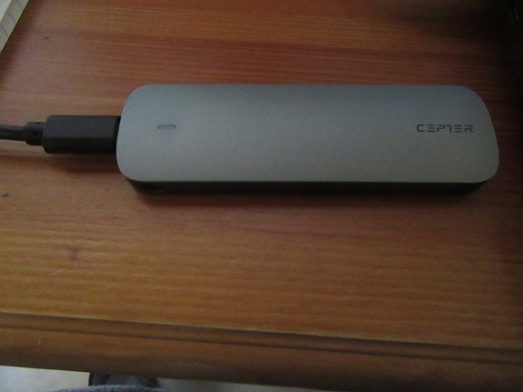 USB-C telakka / verkkoadapteri