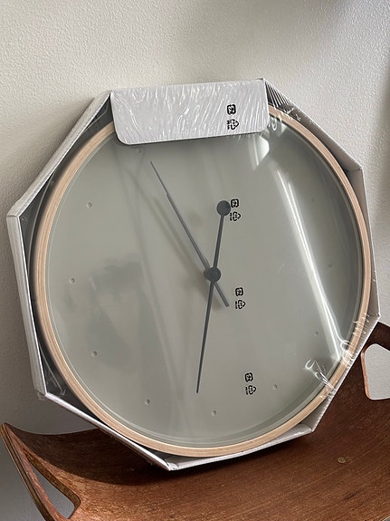 IKEA seinäkello