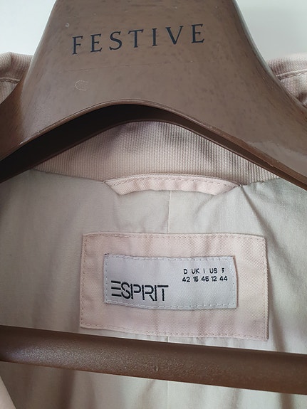 ESPRIT pitkä takki / trenssi koko 42 beige