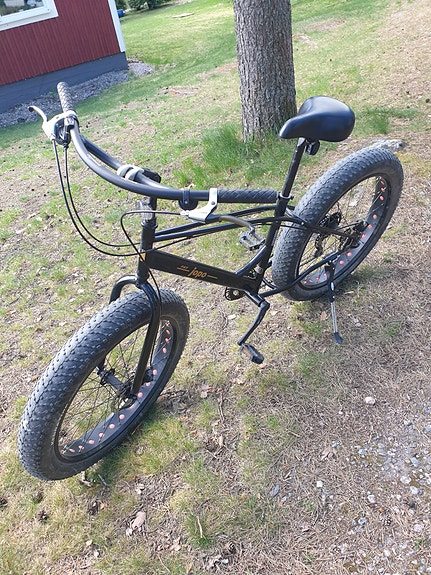 Helkama maastopyörä fatbike 26" 48 cm unisex musta