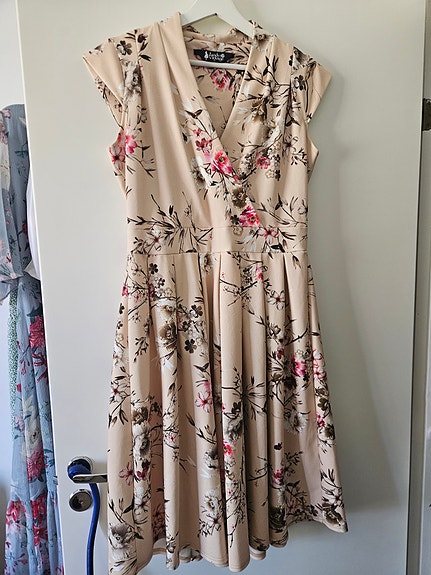 Lady vintagen juhlamekko