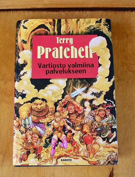 Terry Pratchett: Vartiosto valmiina palvelukseen kirja