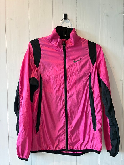 Nike juoksutakki, koko M