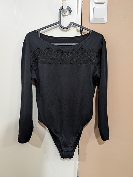 Vintage musta body