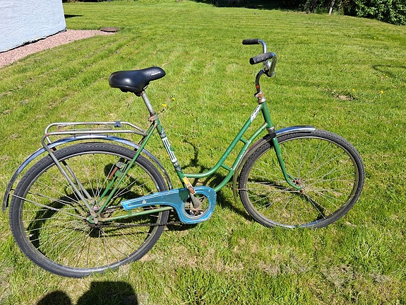 Helkama 28" naisten polkupyörä vihreä
