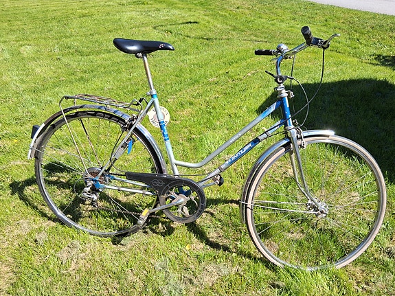 Tunturi vip 5 28"