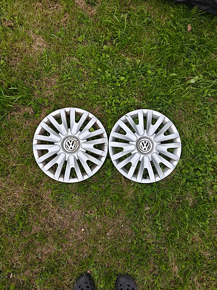 Volkswagen pölykapselit 15"