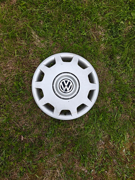 Volkswagen pölykapseli 15"