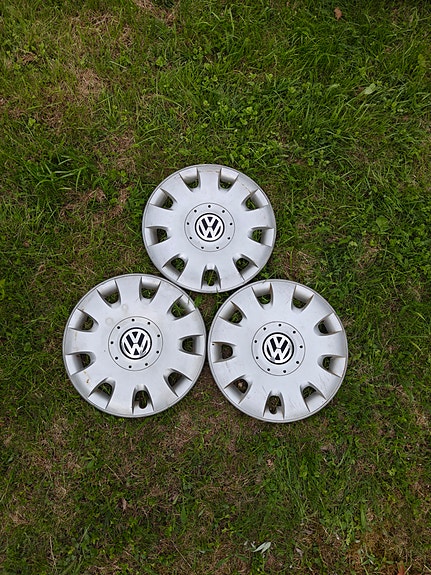 Volkswagen pölykapselit 15"