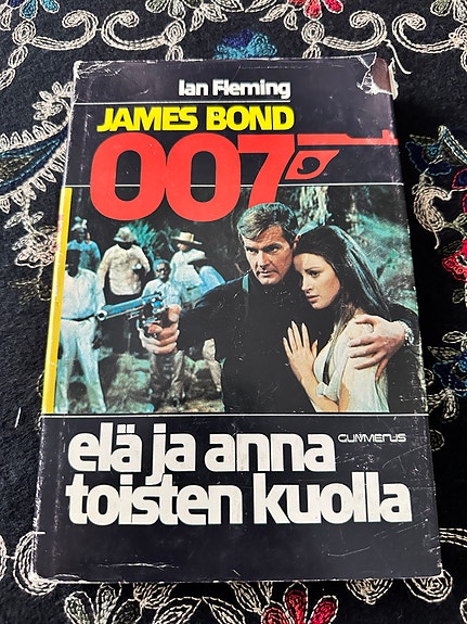Ian Fleming - James Bond 007: Elä ja anna toisten kuolla (1980)