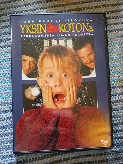 Yksin kotona