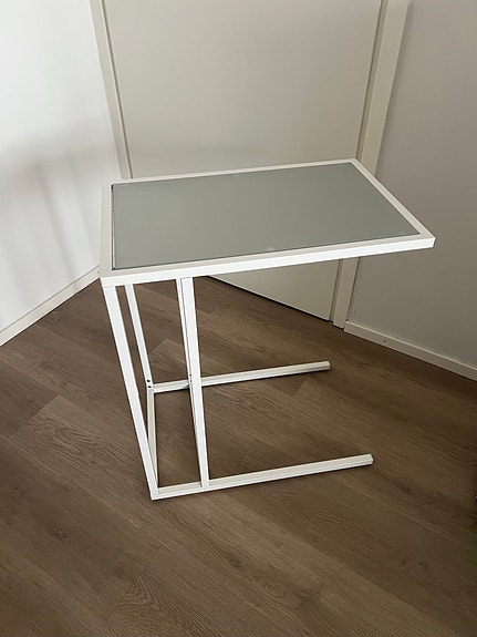 Ikea vittsjö tietokonepöytä