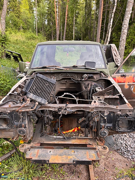 Nissan Patrol k260 osia