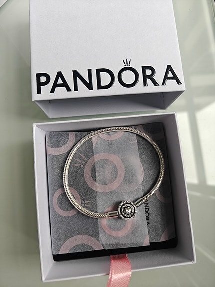 Pandora rannekoru