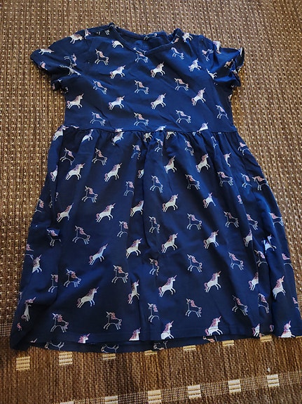 Yksisarvinen mekko koko 146/152