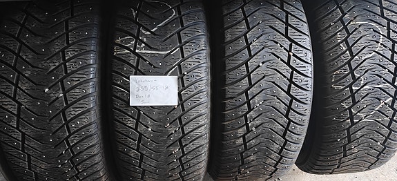 4kpl 255/55R18 Yokohama SUV nastarenkaat