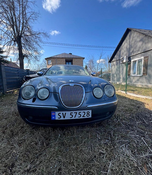 Puretaan / varaosia: Jaguar S-Type 2.7 D BiTurbo (2006)