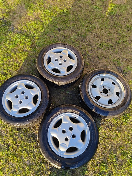 Vaunun tai peräkärryn renkaat 175/65R14