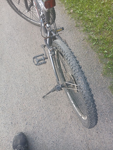 Force Forceta 10 maastopyörä täysjousto 26" musta