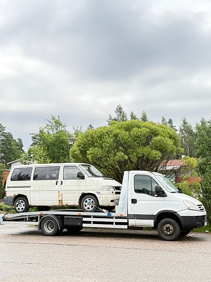 Hinaus & romuauton osto uusimaa