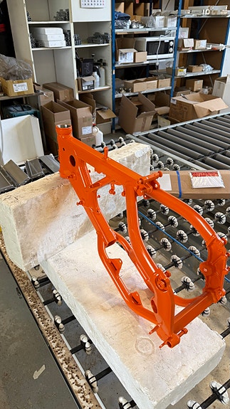 KTM SX65 osia