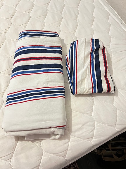 Striped bedding set (single)