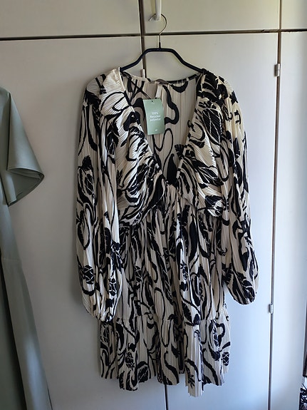 H&M mekko