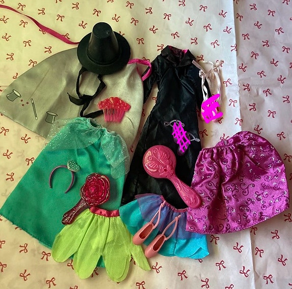 Barbie Dress-Up Costume Bundle Balletti Noita Keiju Prinsessa Witch Fairy Magic