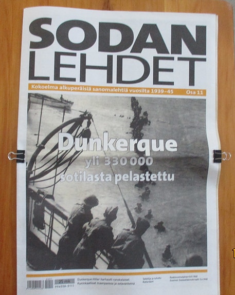 Sodan lehdet: kok:a alkuperäisiä sanomalehtiä 39-45 osat 11, 13, 14, 15