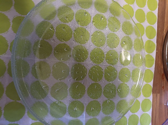 Iittala lasilautanen kuviollinen