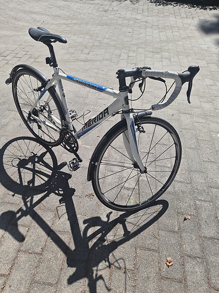 Merida maantiepyörä 52 cm 28" unisex