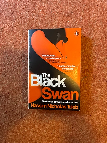Nassim Nicholas Taleb: The Black Swan - pokkari