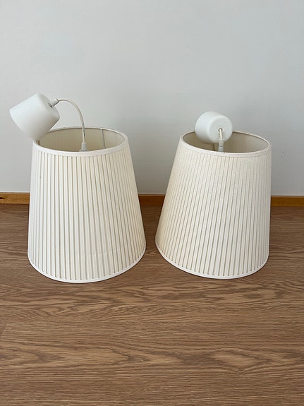 2 kpl IKEA -valaisimia