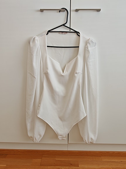 Valkoinen body, XS