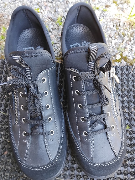 Gore-tex kengät