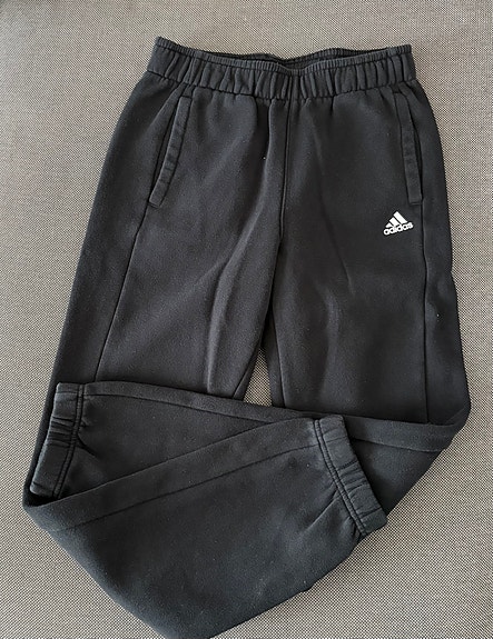 Adidas collegehousut