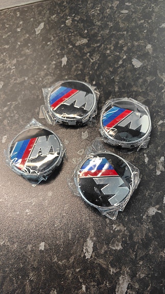 BMW Vanteen Keskiökupit 4kpl