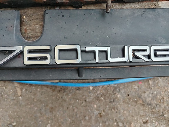 Vaihdetaan kuvan merkki 740turbo merkkiin
