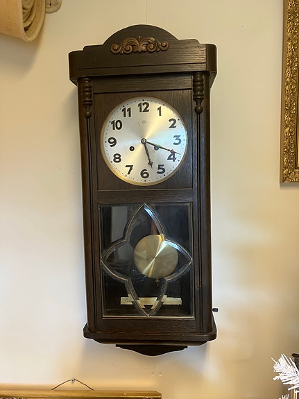 Junghans seinäkello
